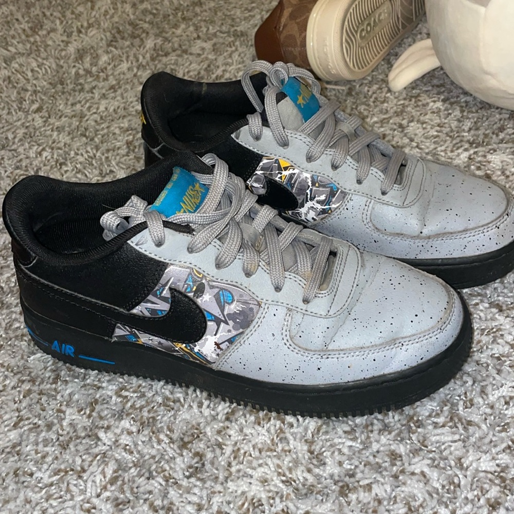 Grey and black forces lv8